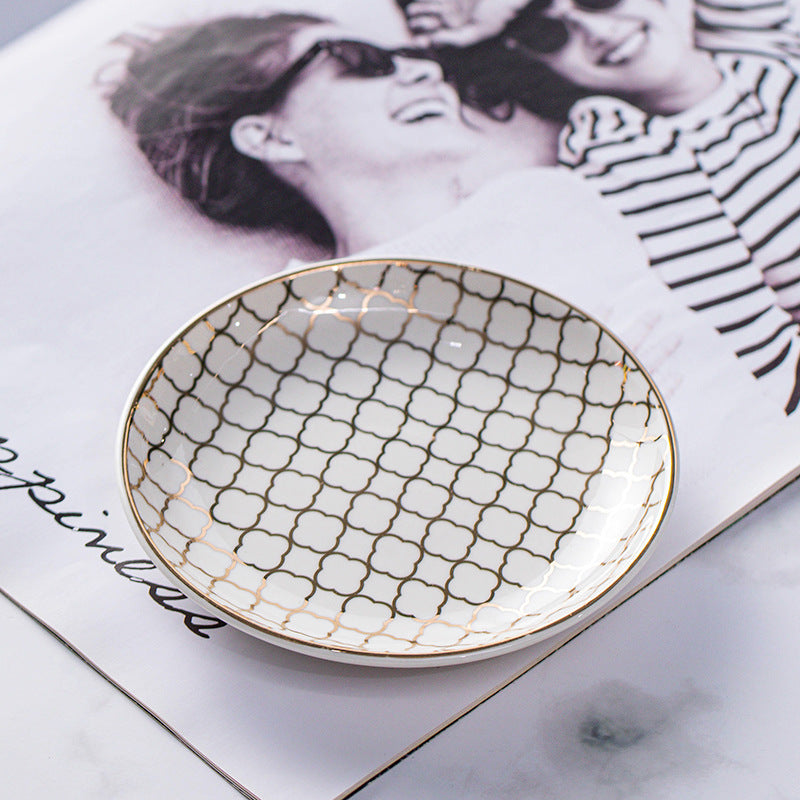 Vassoio Portamonili in Ceramica Nordic Shell – Decor Bagno e Desktop