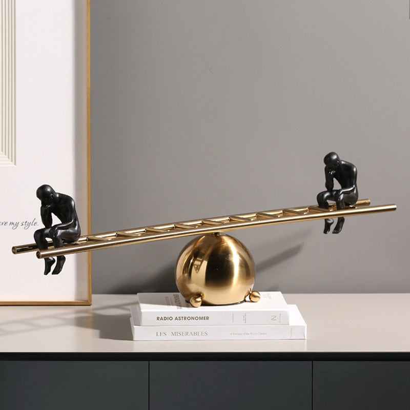 Ornamenti Geometrici in Lega Nordic – Decorazione Libreria e Ufficio