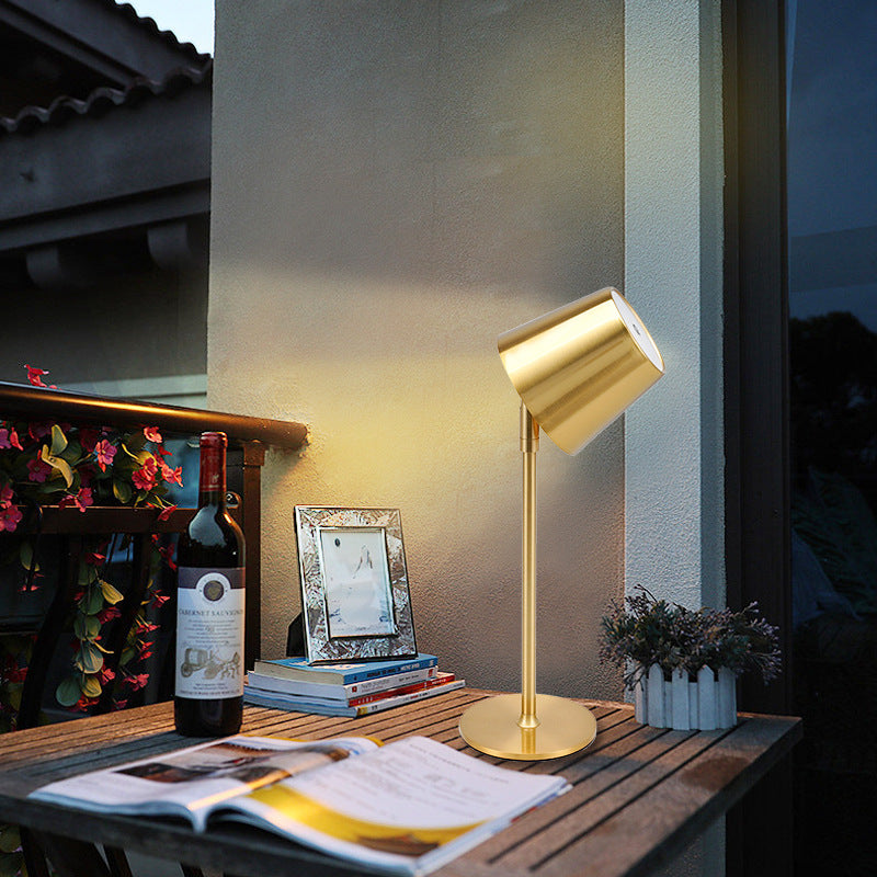 Lampada da Comodino Nordic in Legno – Ricarica Wireless Retro Luxury